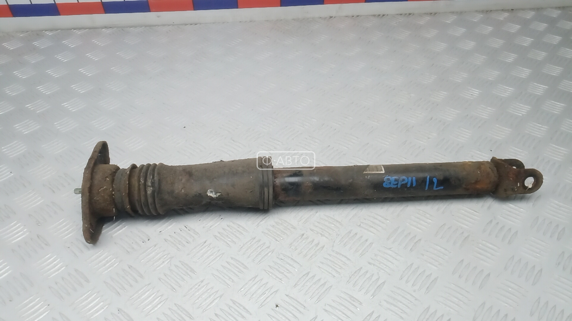 Амортизатор задний