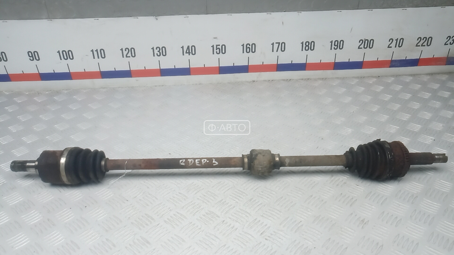 Привод передний правый