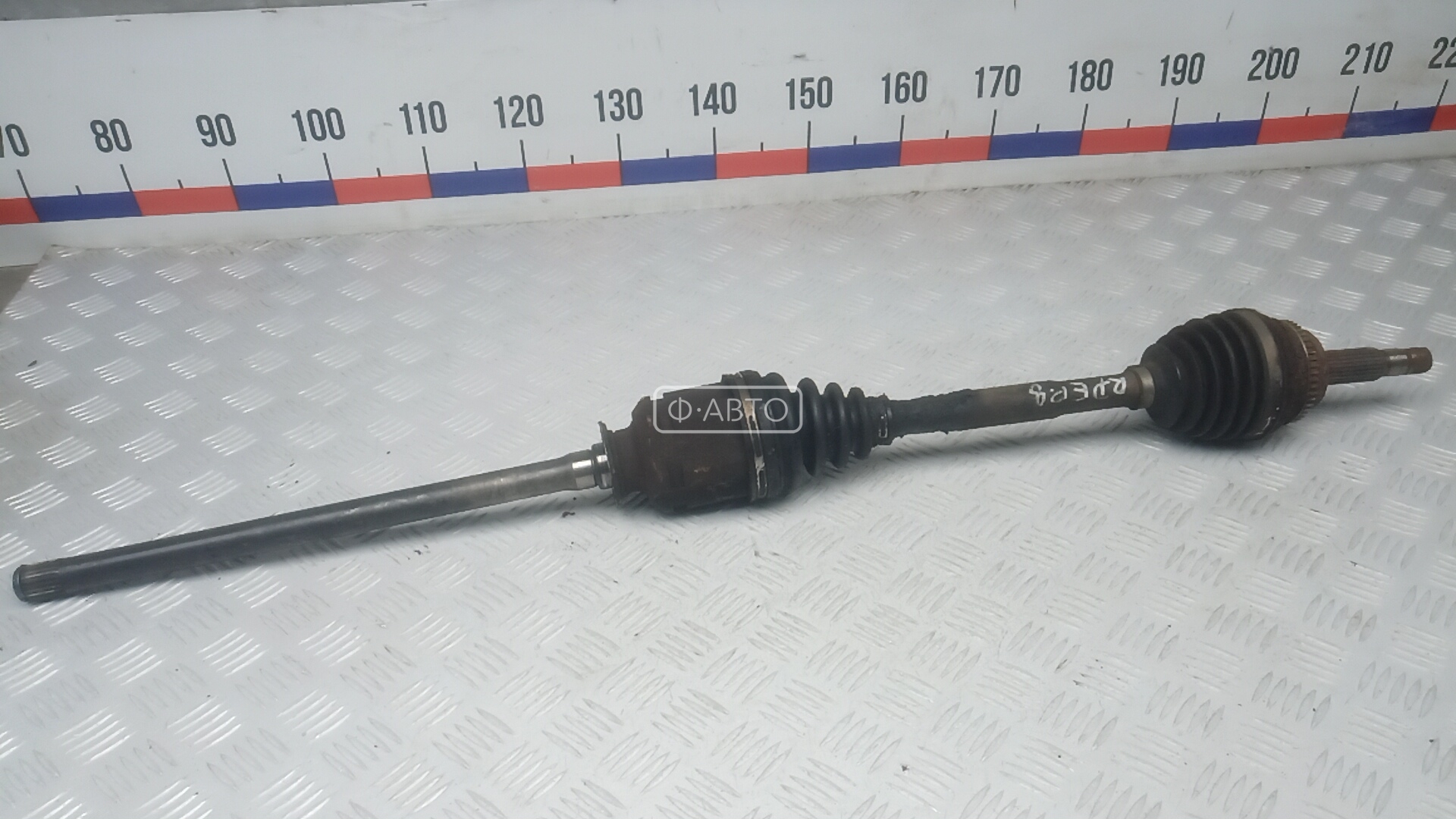 Привод передний правый