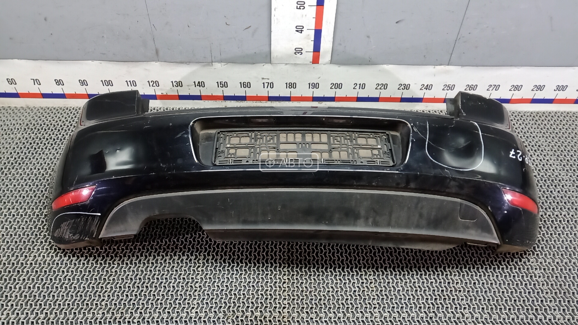 Бампер задний