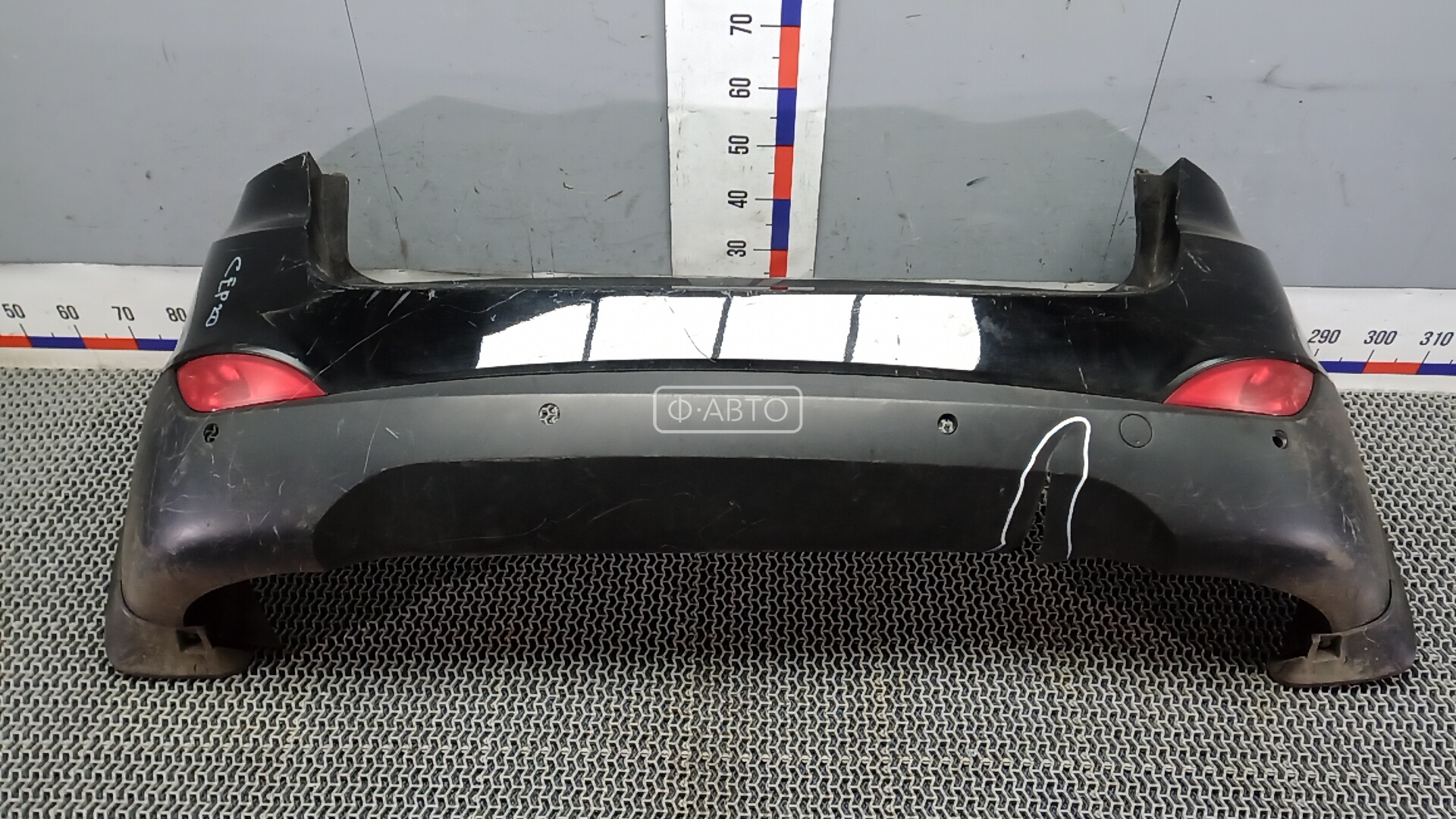 Бампер задний