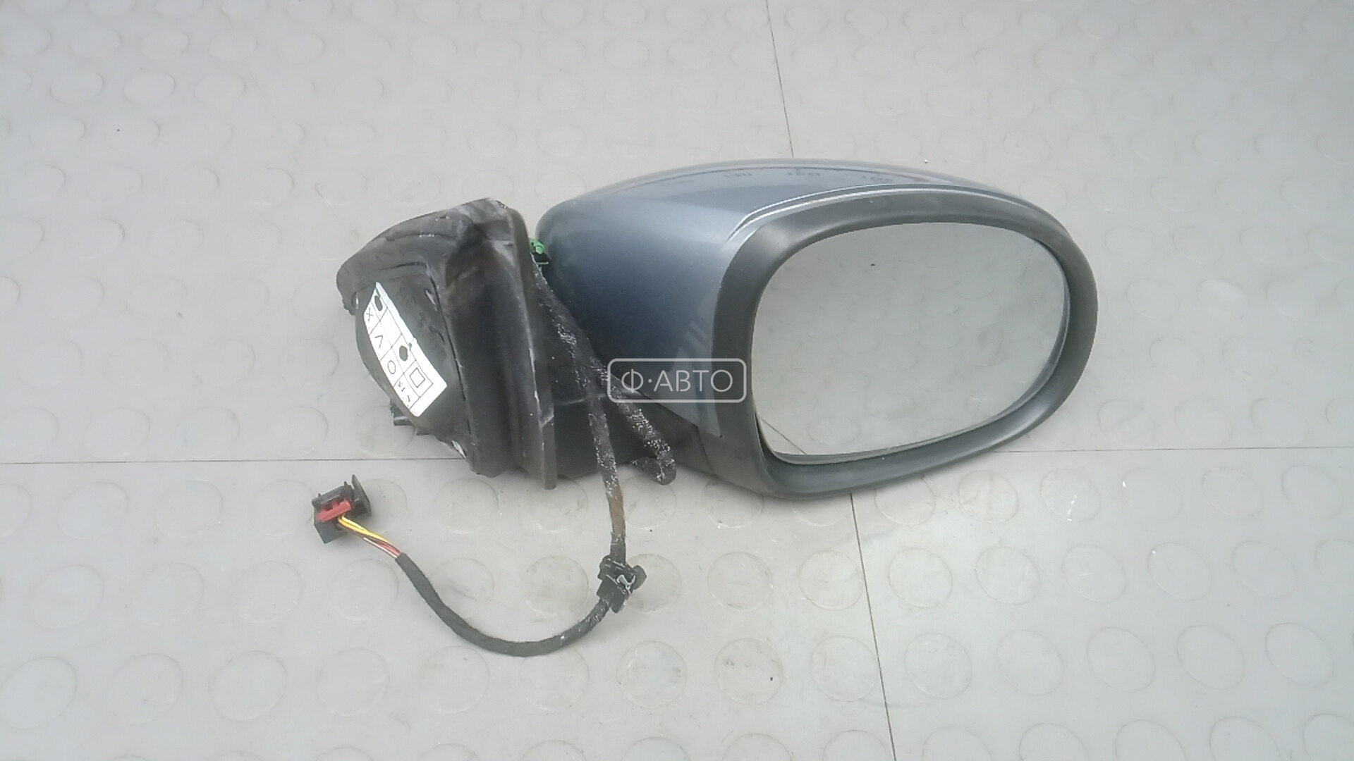 Зеркало наружное правое