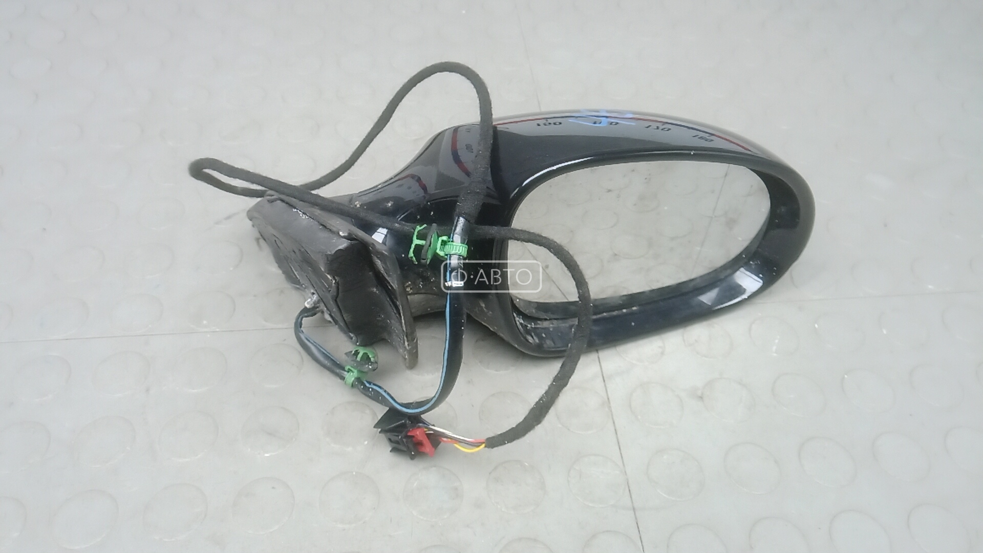 Зеркало наружное правое