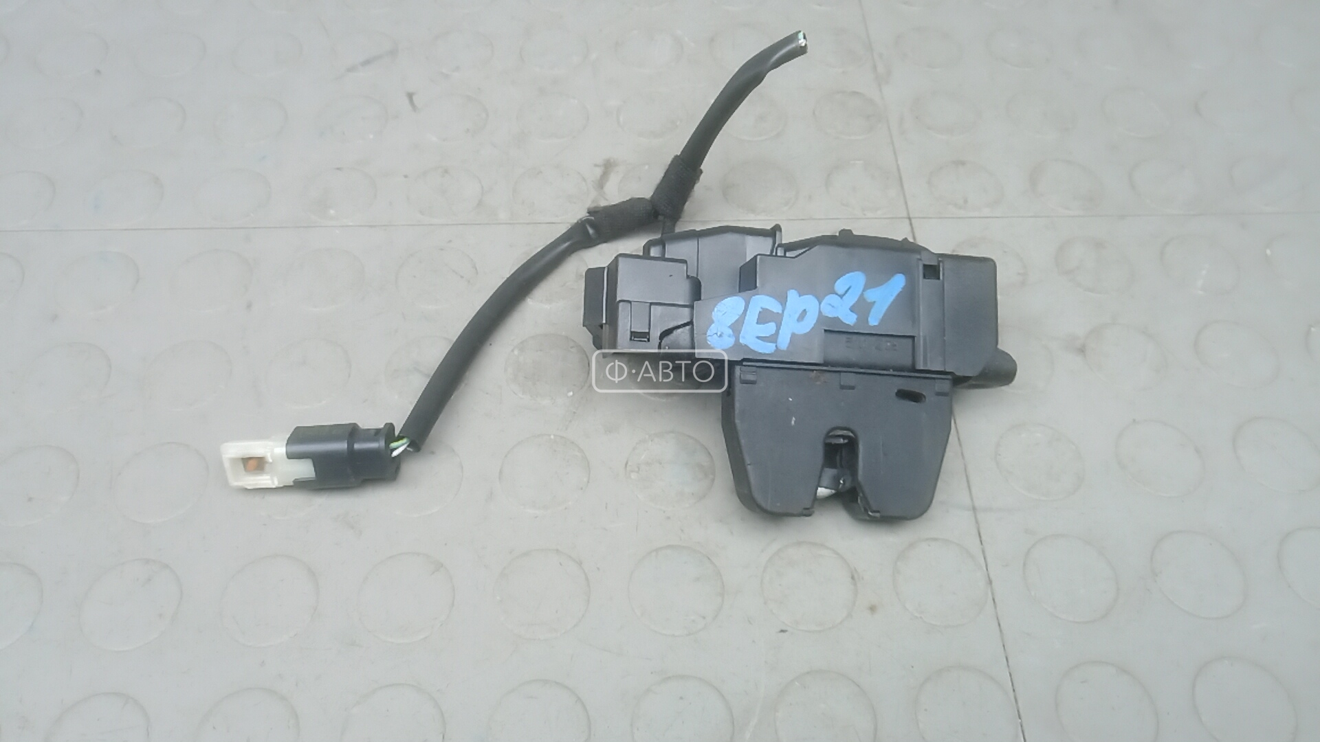 Замок  3-5 двери PEUGEOT 308 1