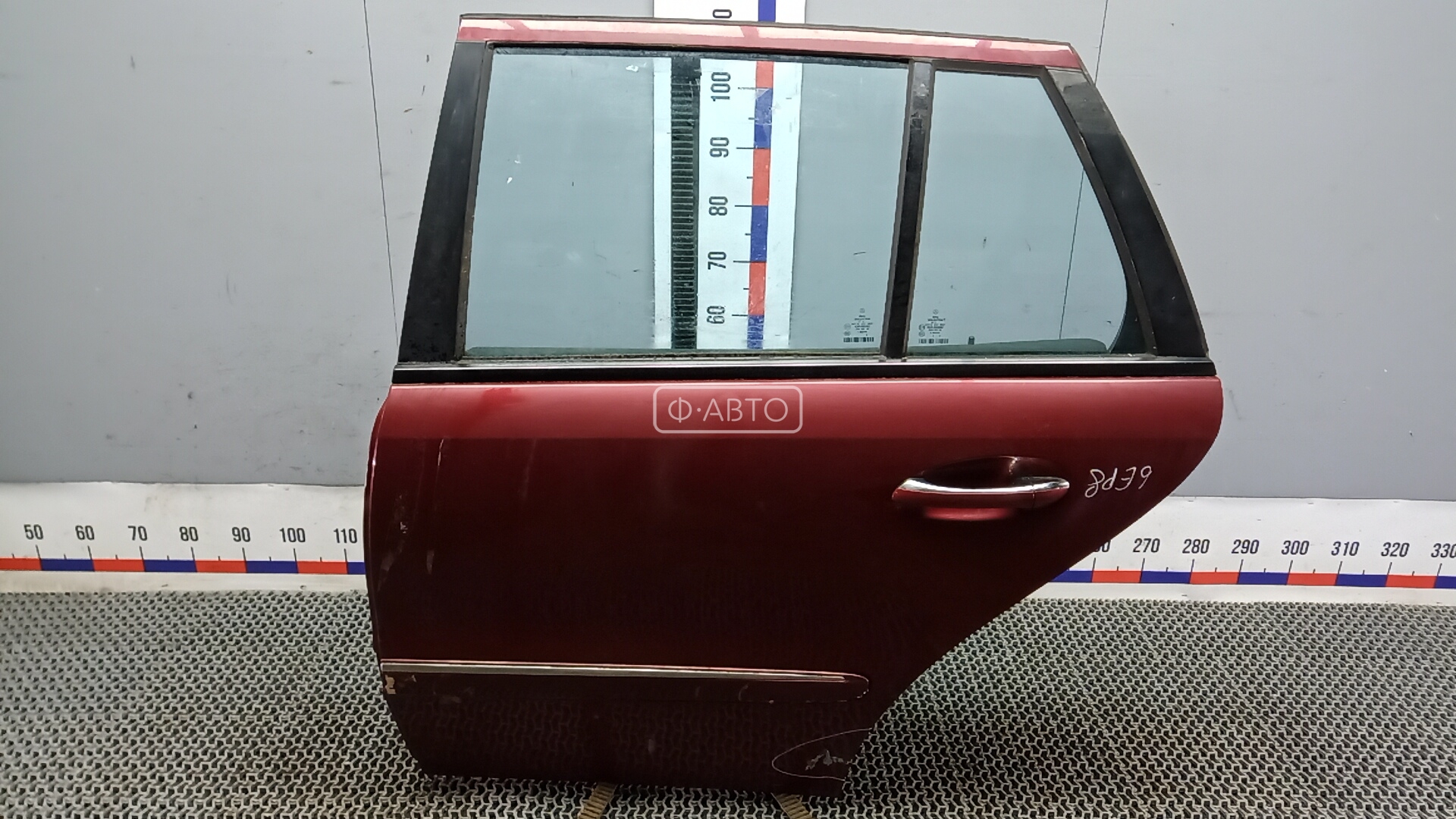 Дверь задняя левая