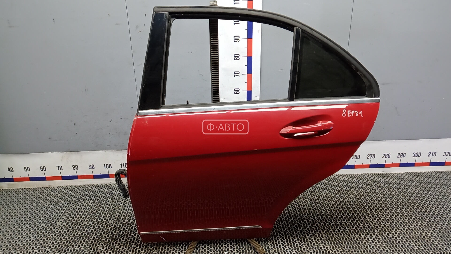 Дверь задняя левая