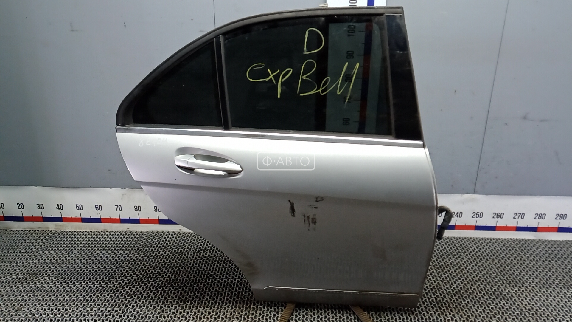 Дверь задняя правая