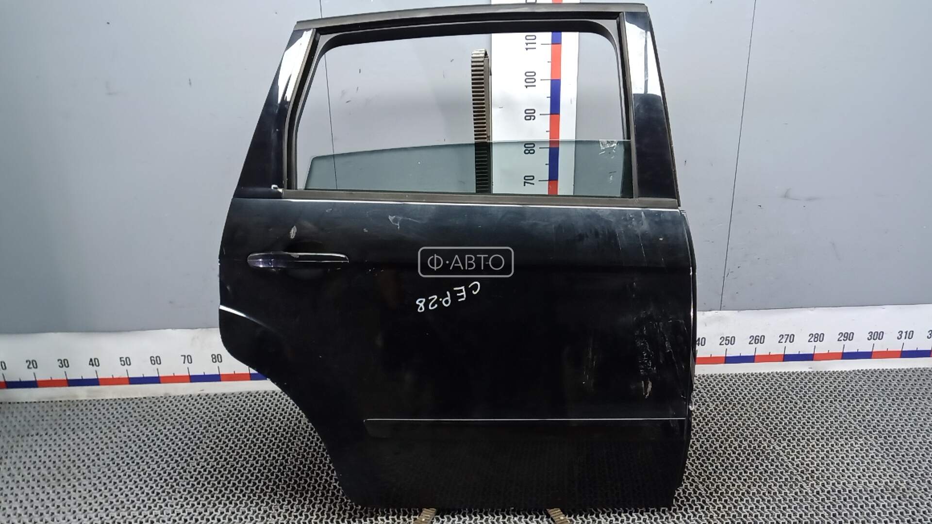 Дверь задняя правая