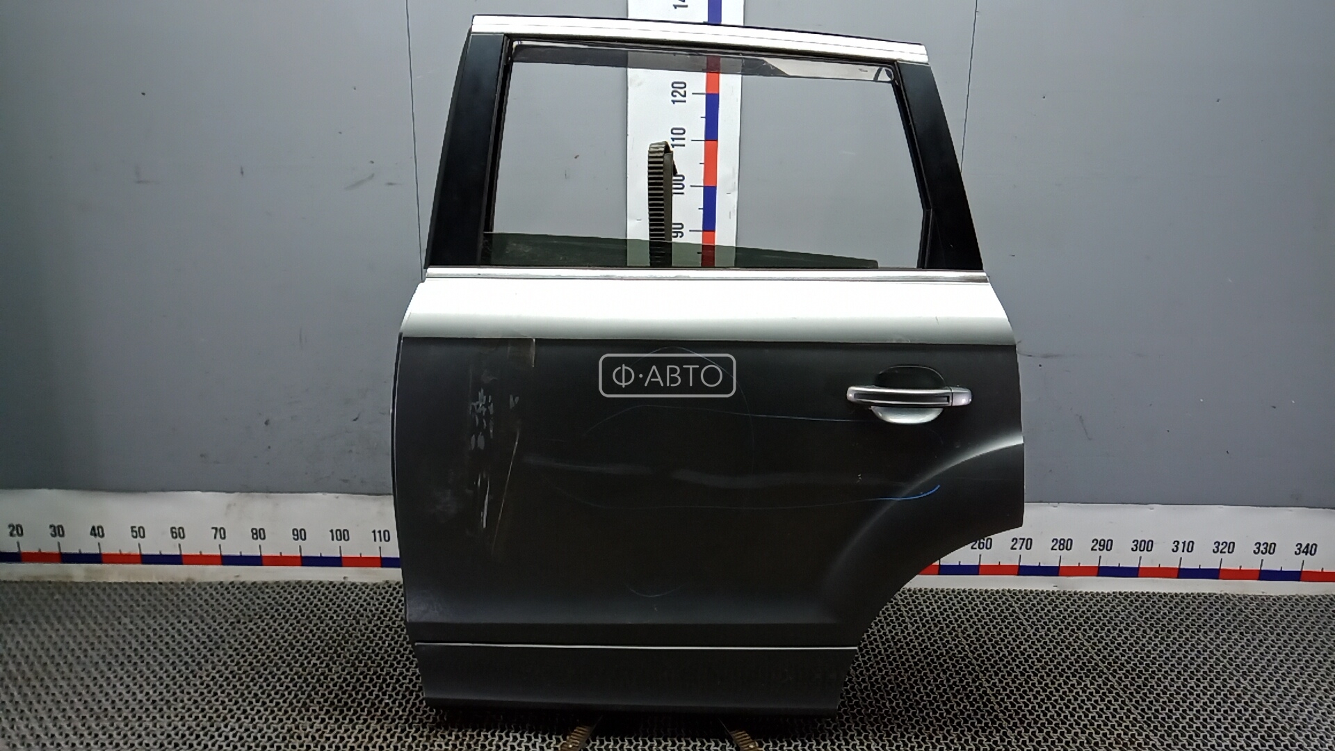 Дверь задняя левая