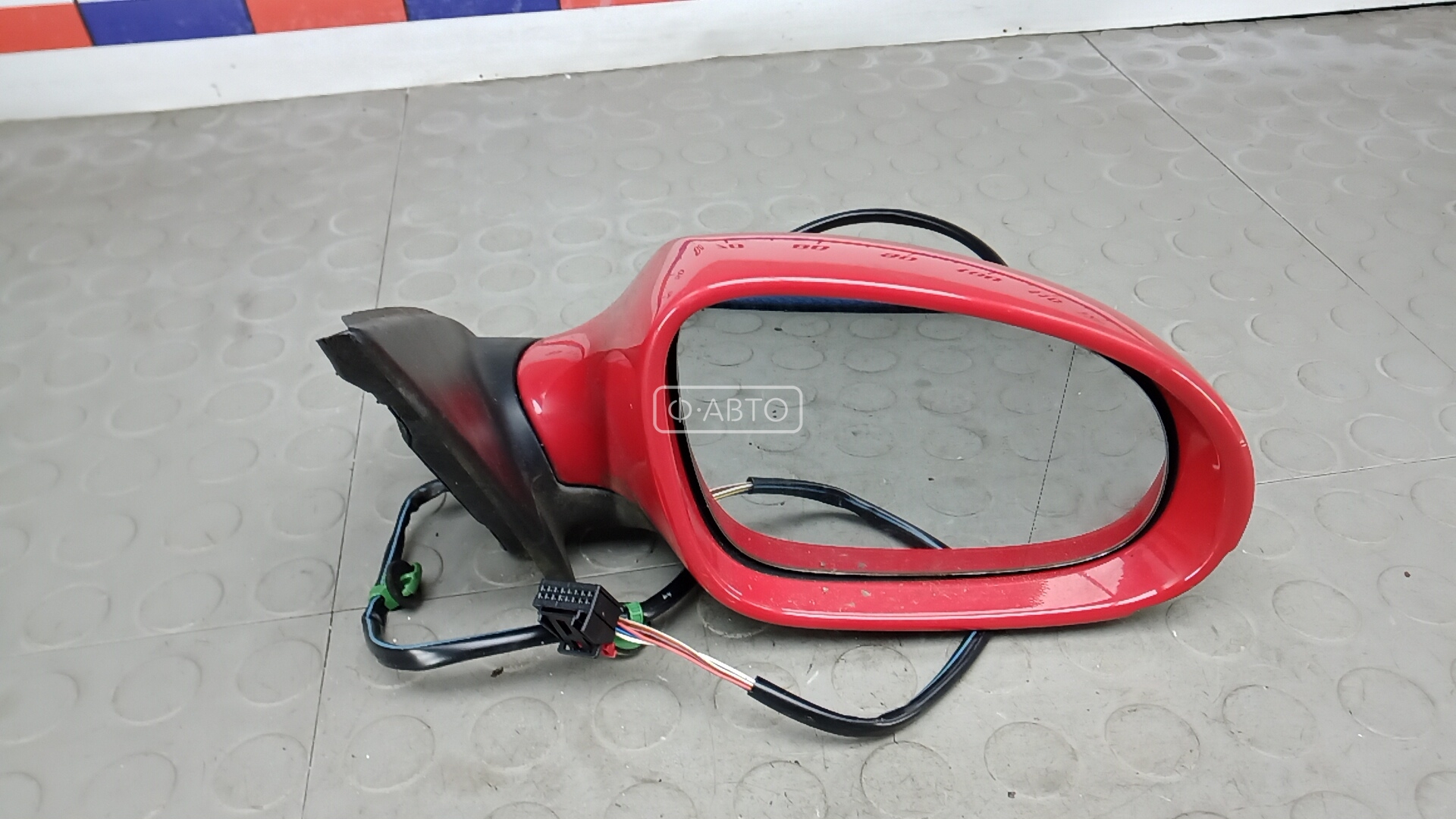 Зеркало наружное правое