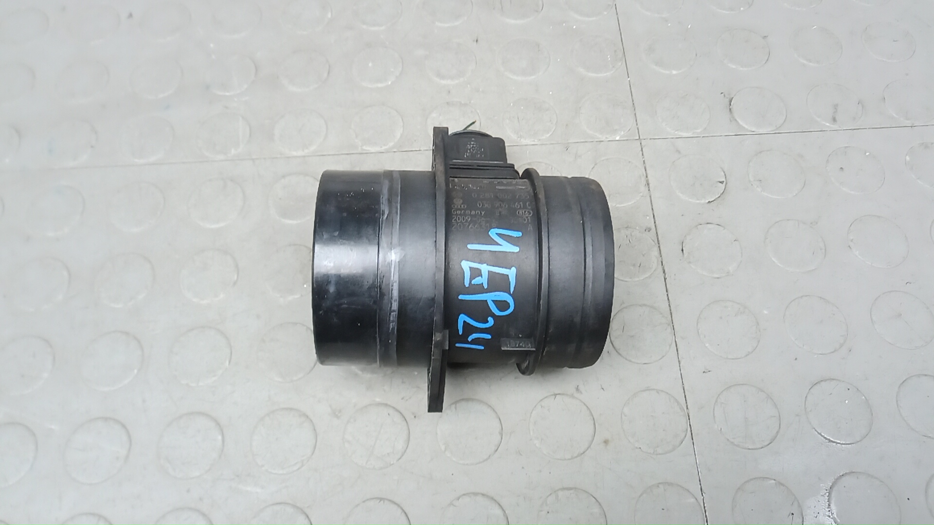 Расходомер воздуха дизельный VOLKSWAGEN PASSAT B6