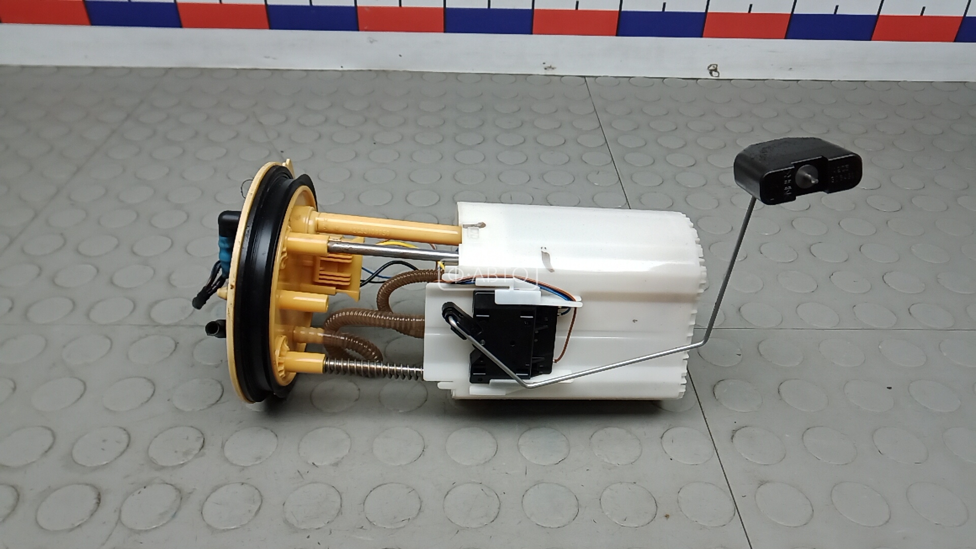 Насос топливный электрический