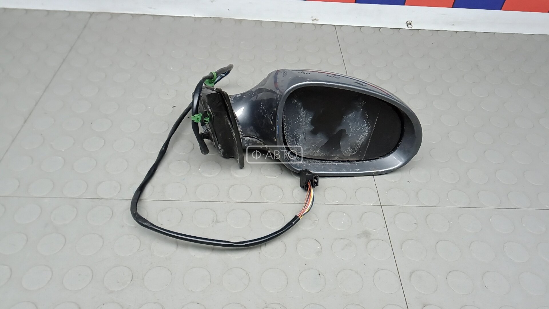 Зеркало наружное правое