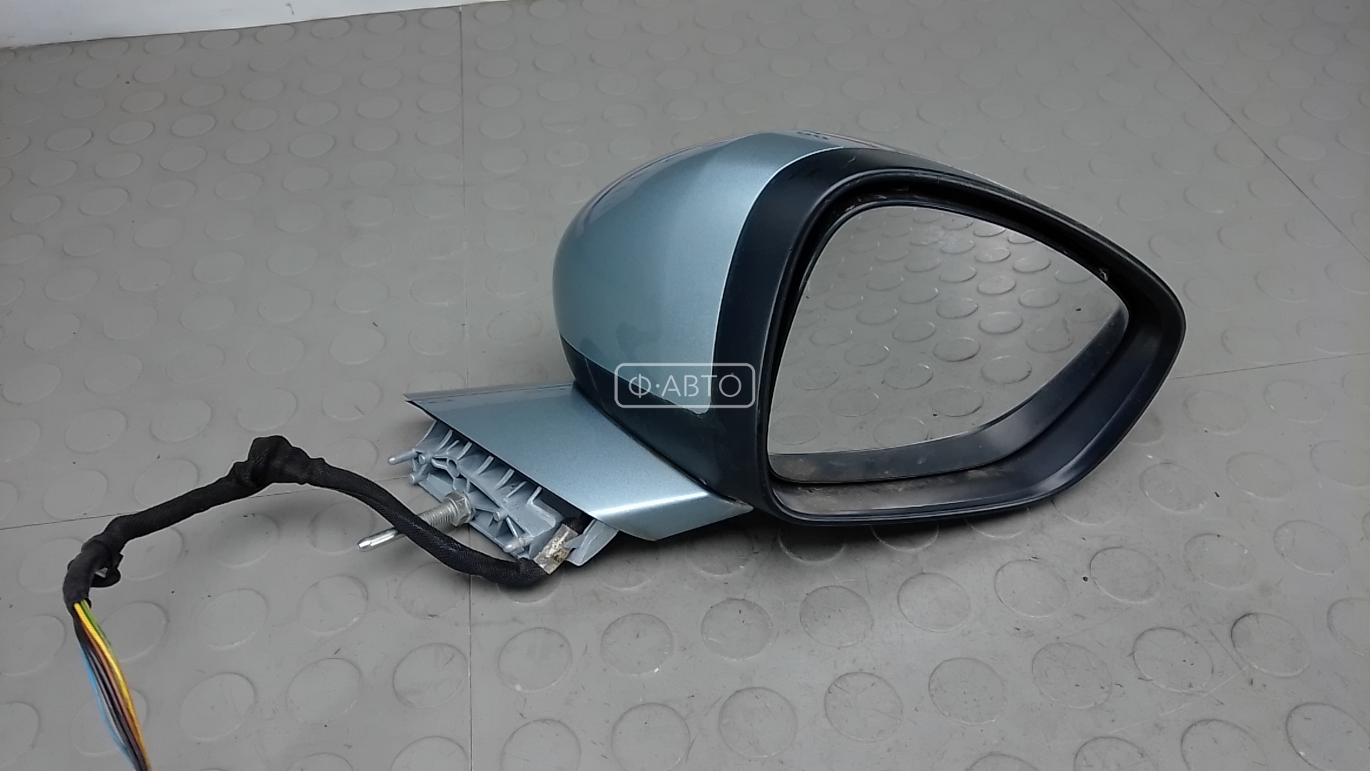 Зеркало наружное правое