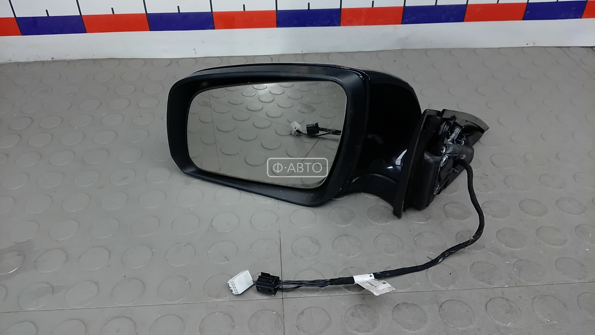 Зеркало наружное левое