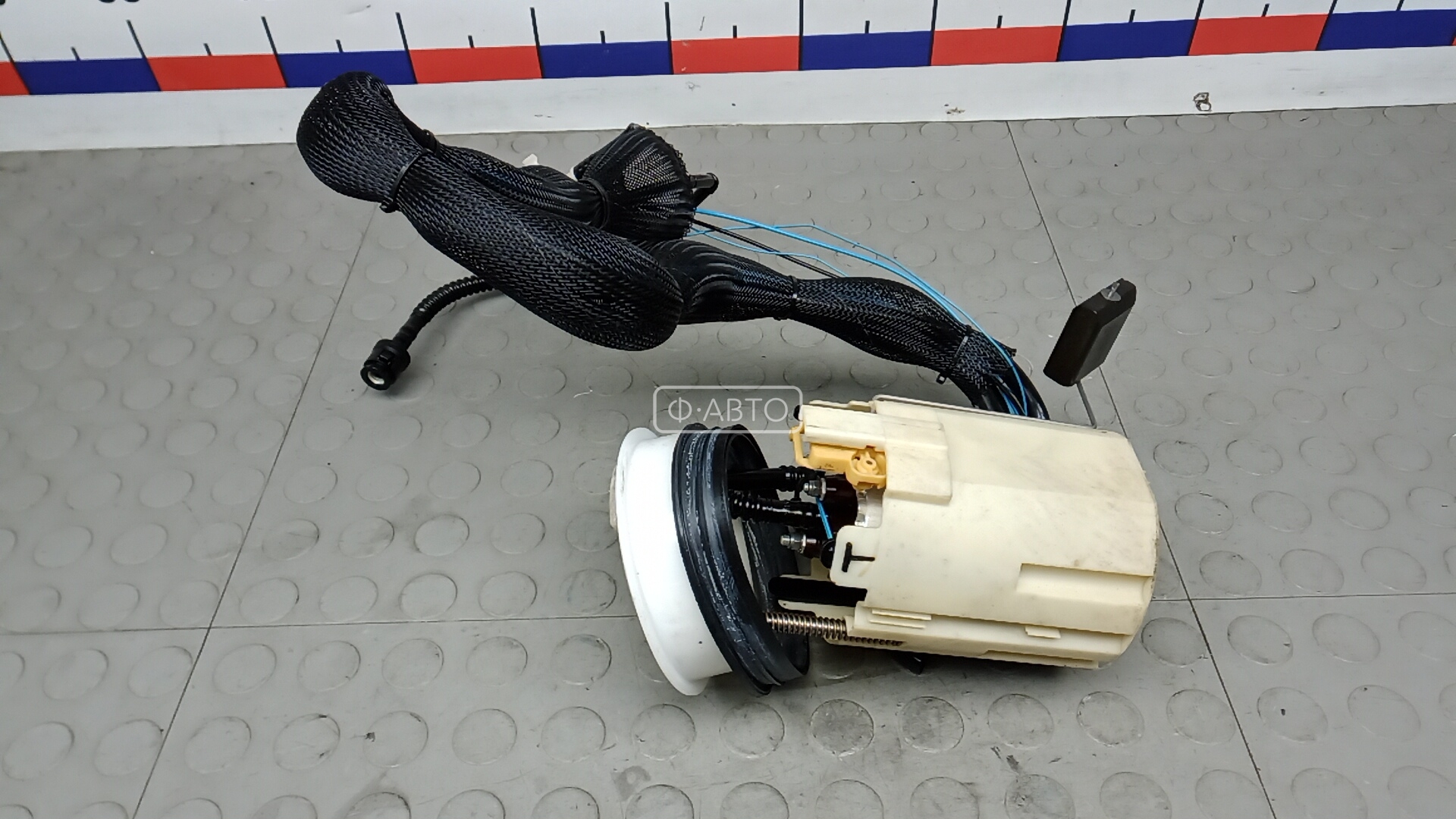 Насос топливный электрический