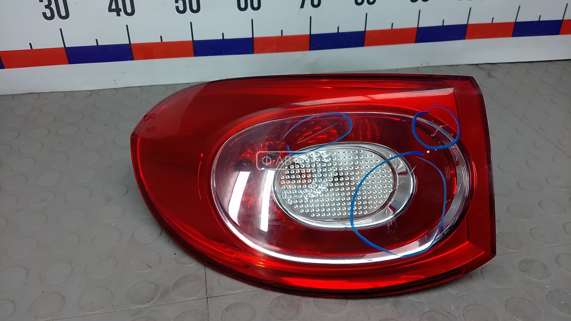 Фонарь задний левый