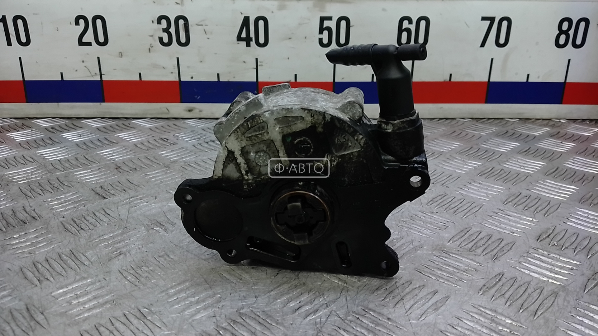 Насос вакуумный