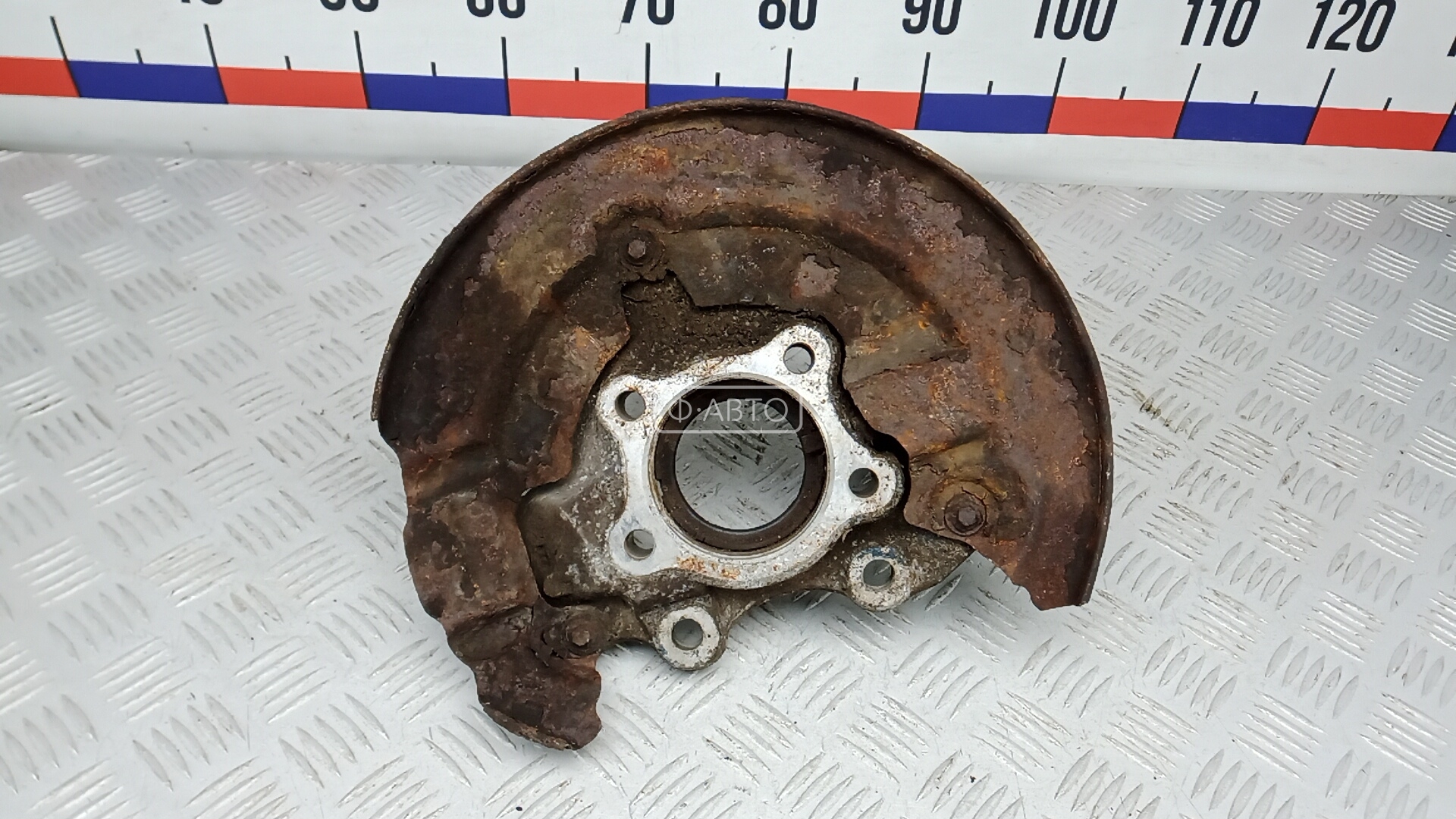 Ступица передняя правая