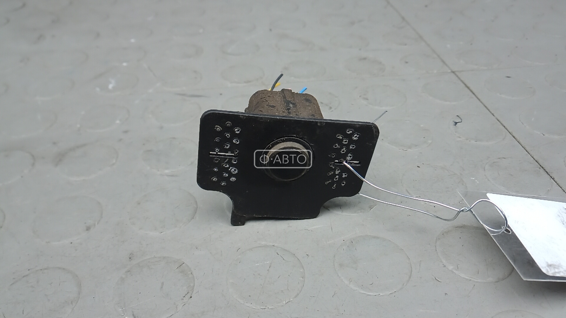 Парктроник задний