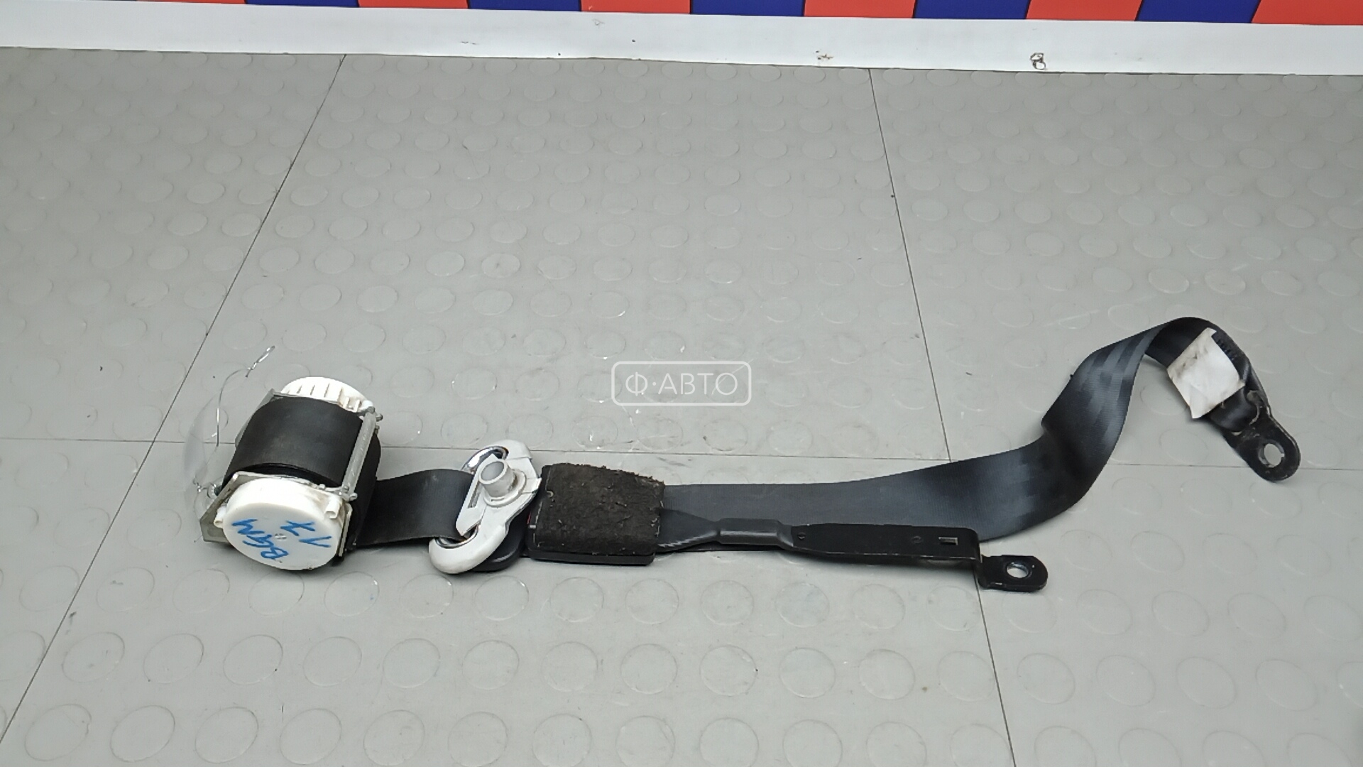 Ремень безопасности с пиропатроном сиденья переднего