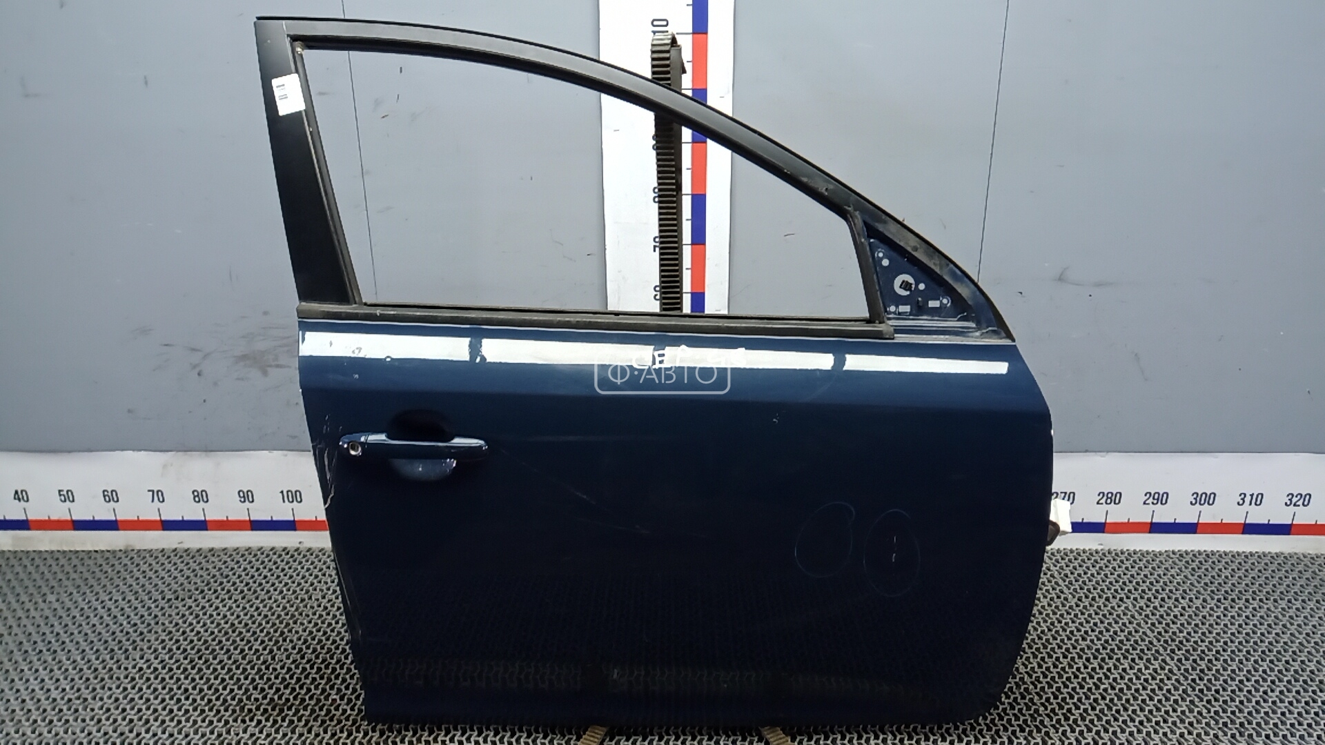 Дверь передняя правая