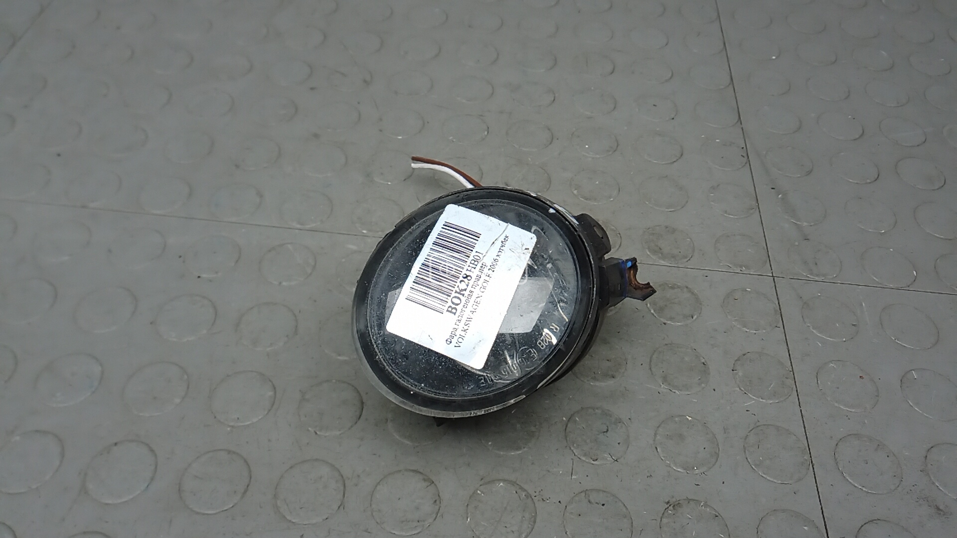 Фара галогенная правая передняя