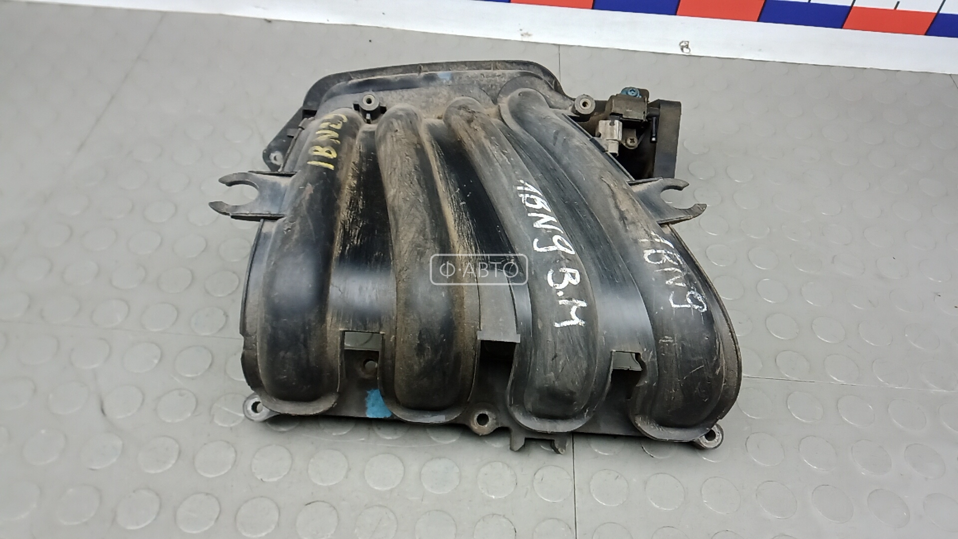 Впускной коллектор бензиновый