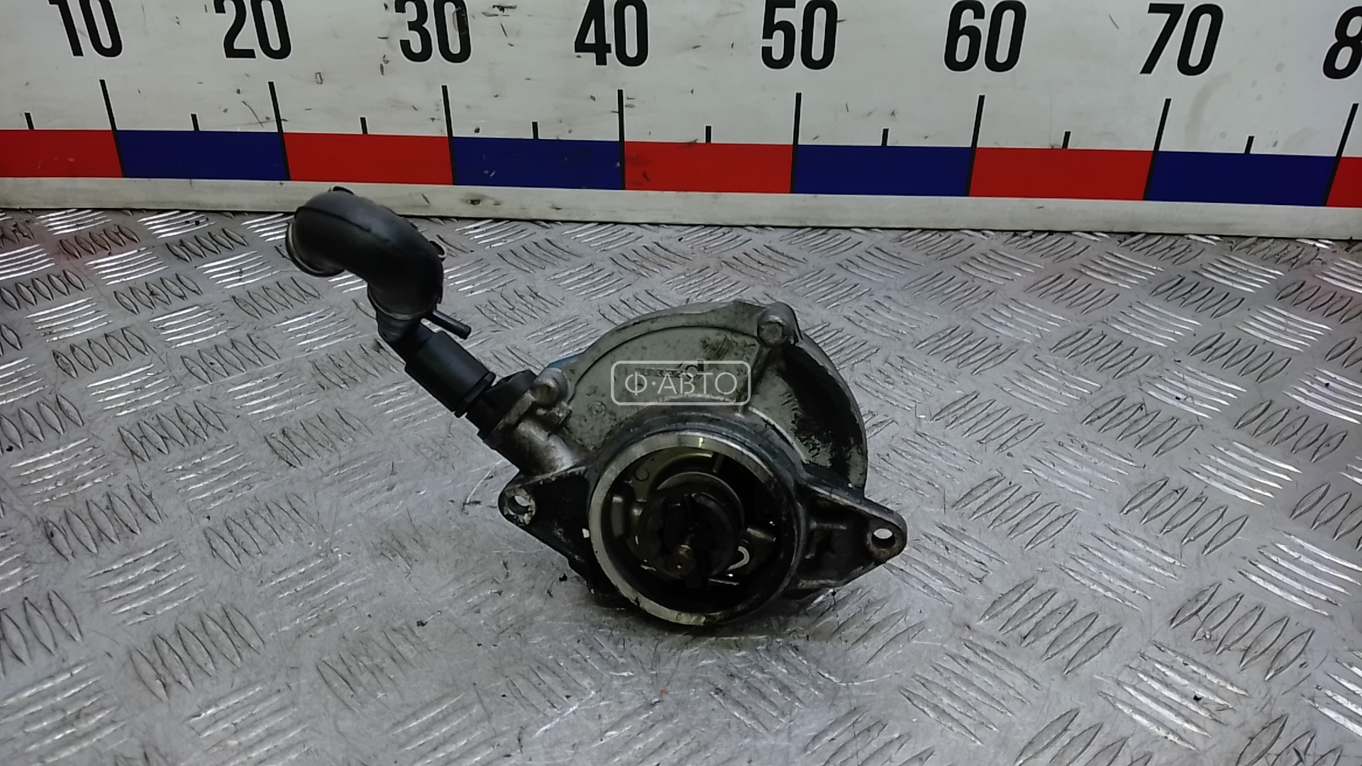 Насос вакуумный