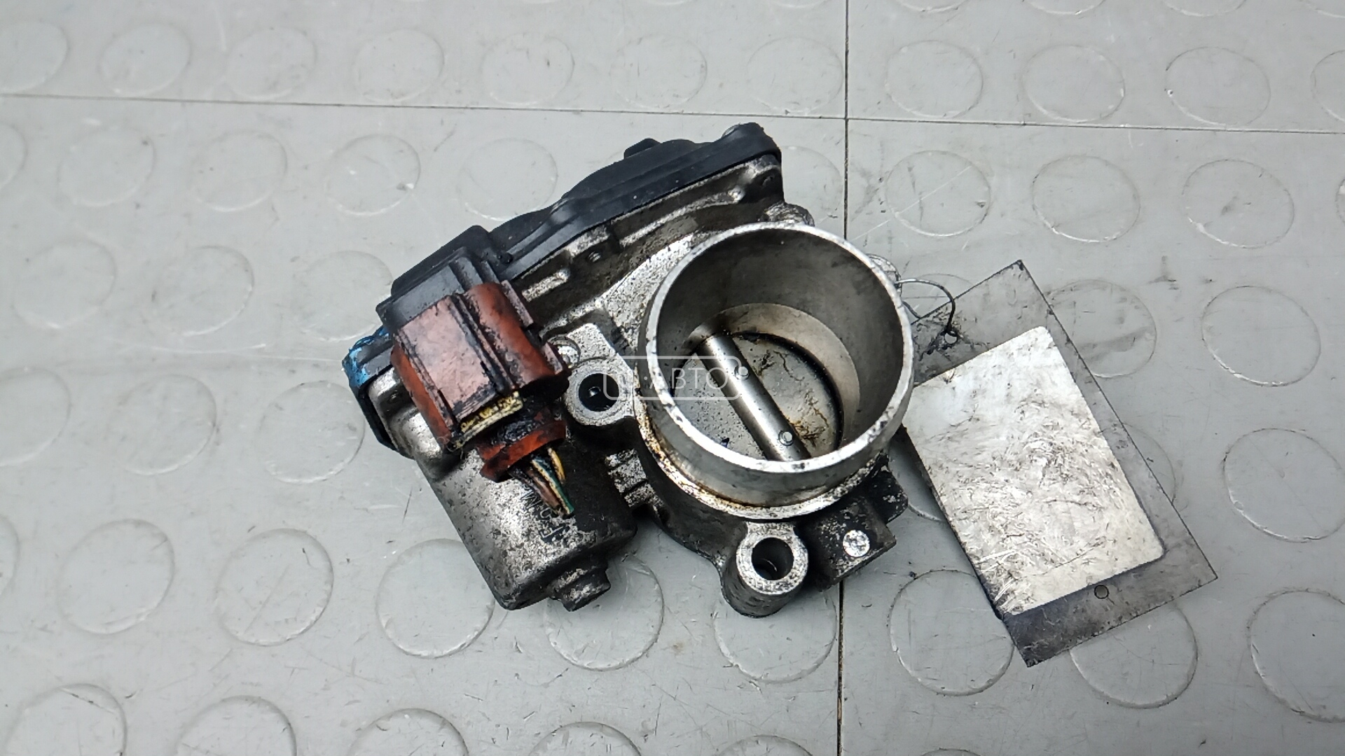 Дроссельная заслонка бензиновая