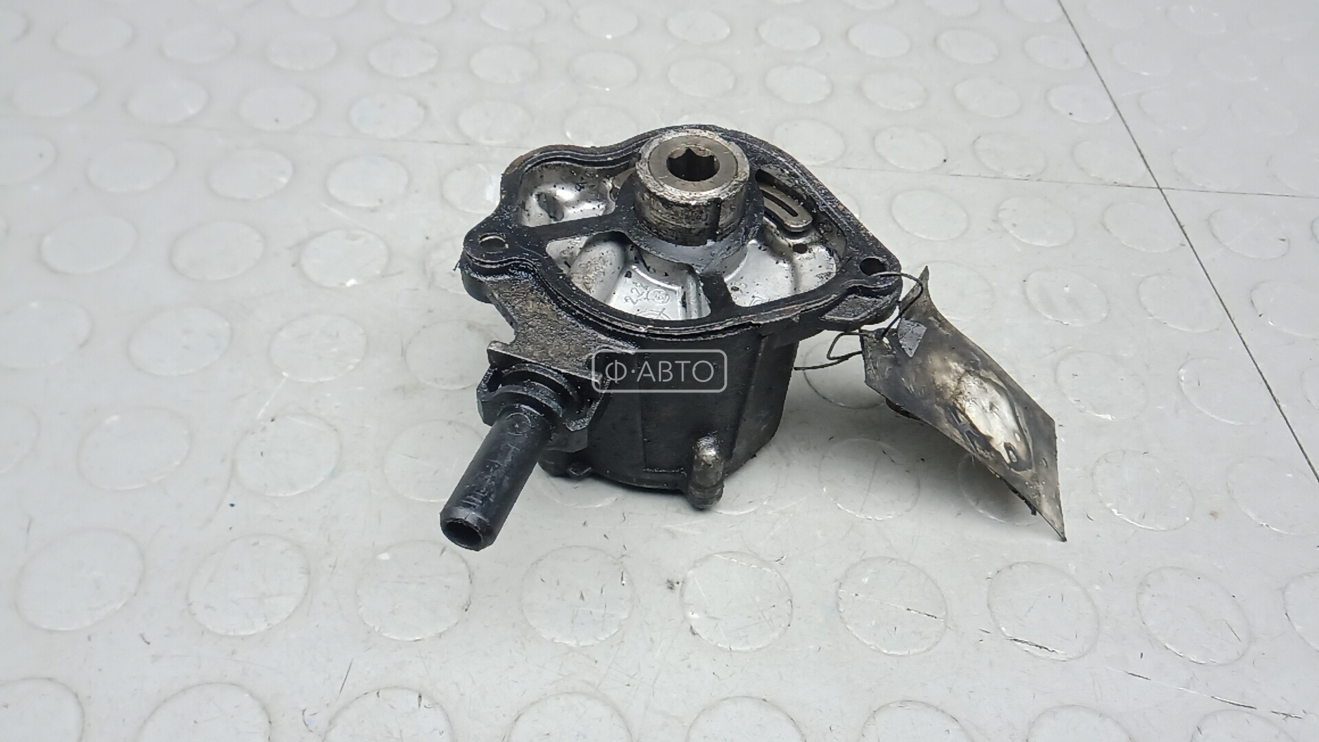 Насос вакуумный