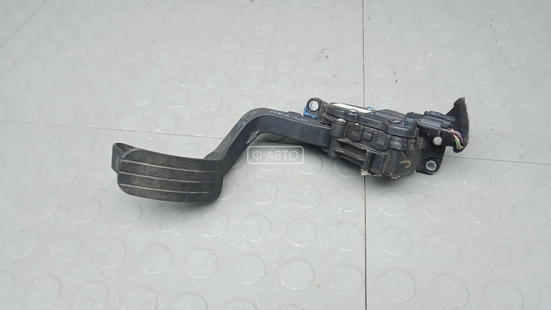 Педаль газа