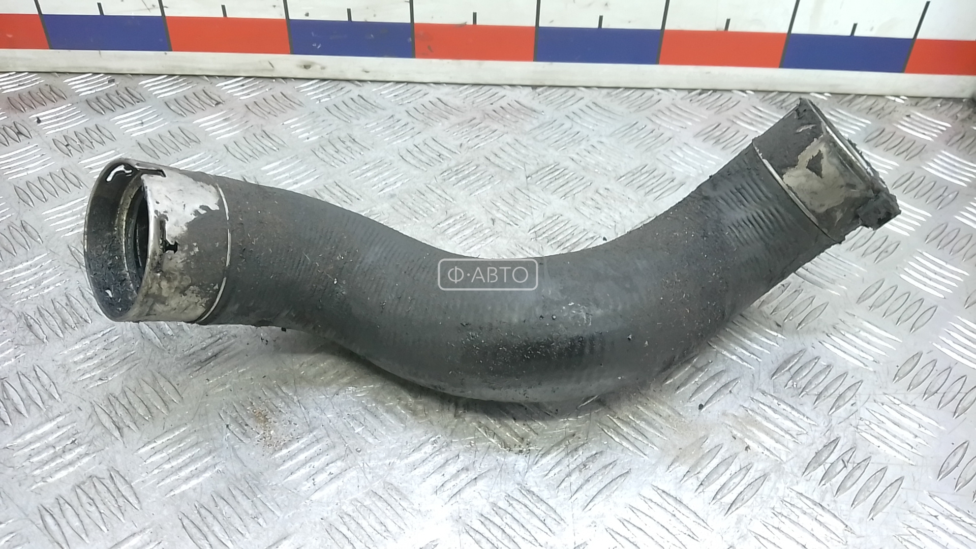 Патрубок интеркулера