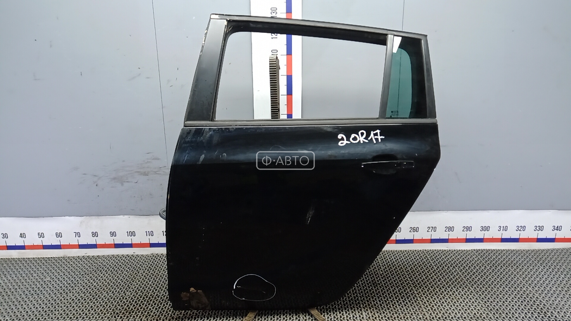 Дверь задняя левая