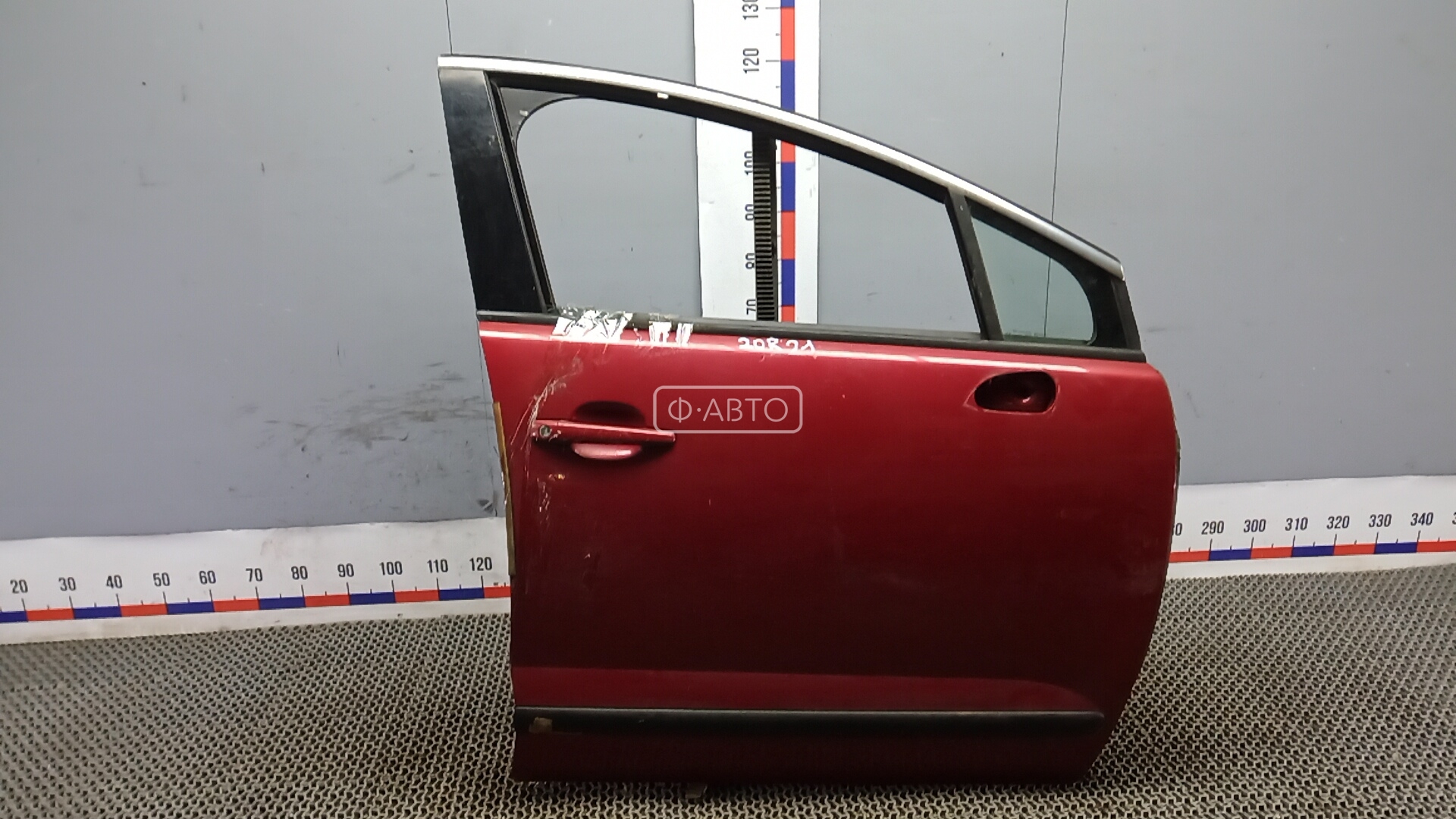 Дверь передняя правая