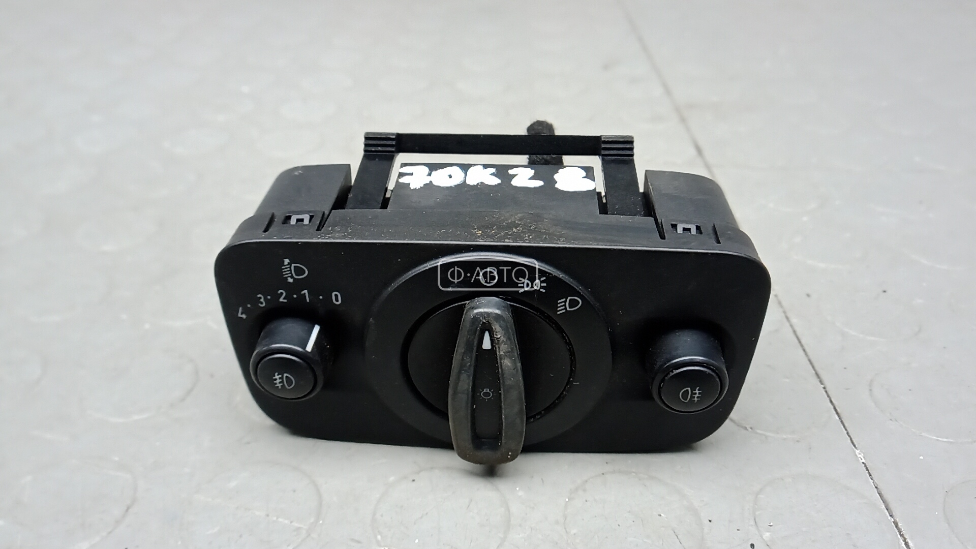 Переключатель света