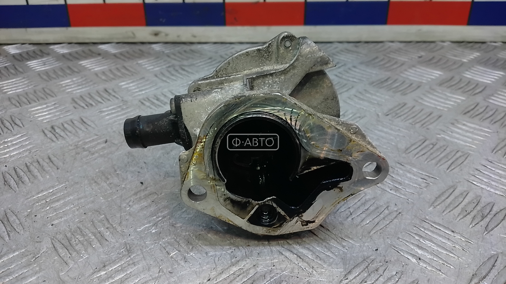 Насос вакуумный