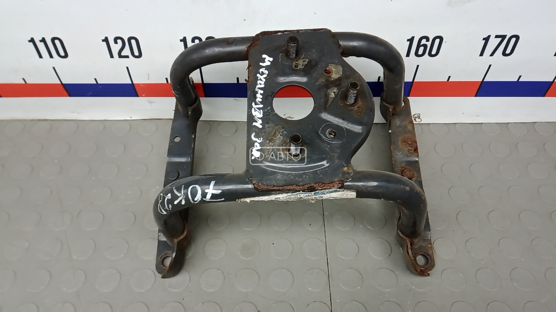 Механизм запасного колеса