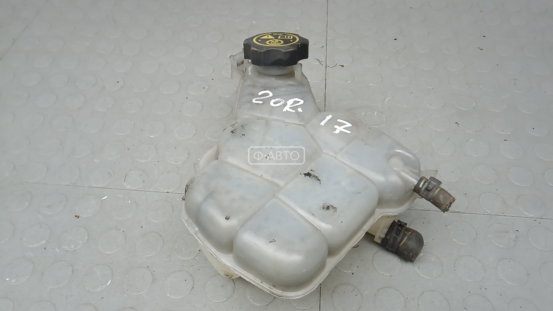 Бачок расширительный