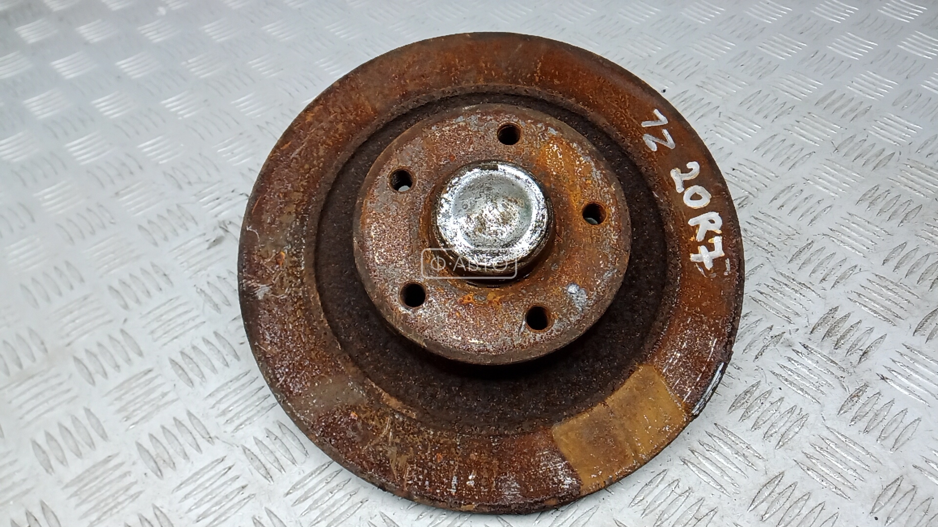 Ступица задняя левая