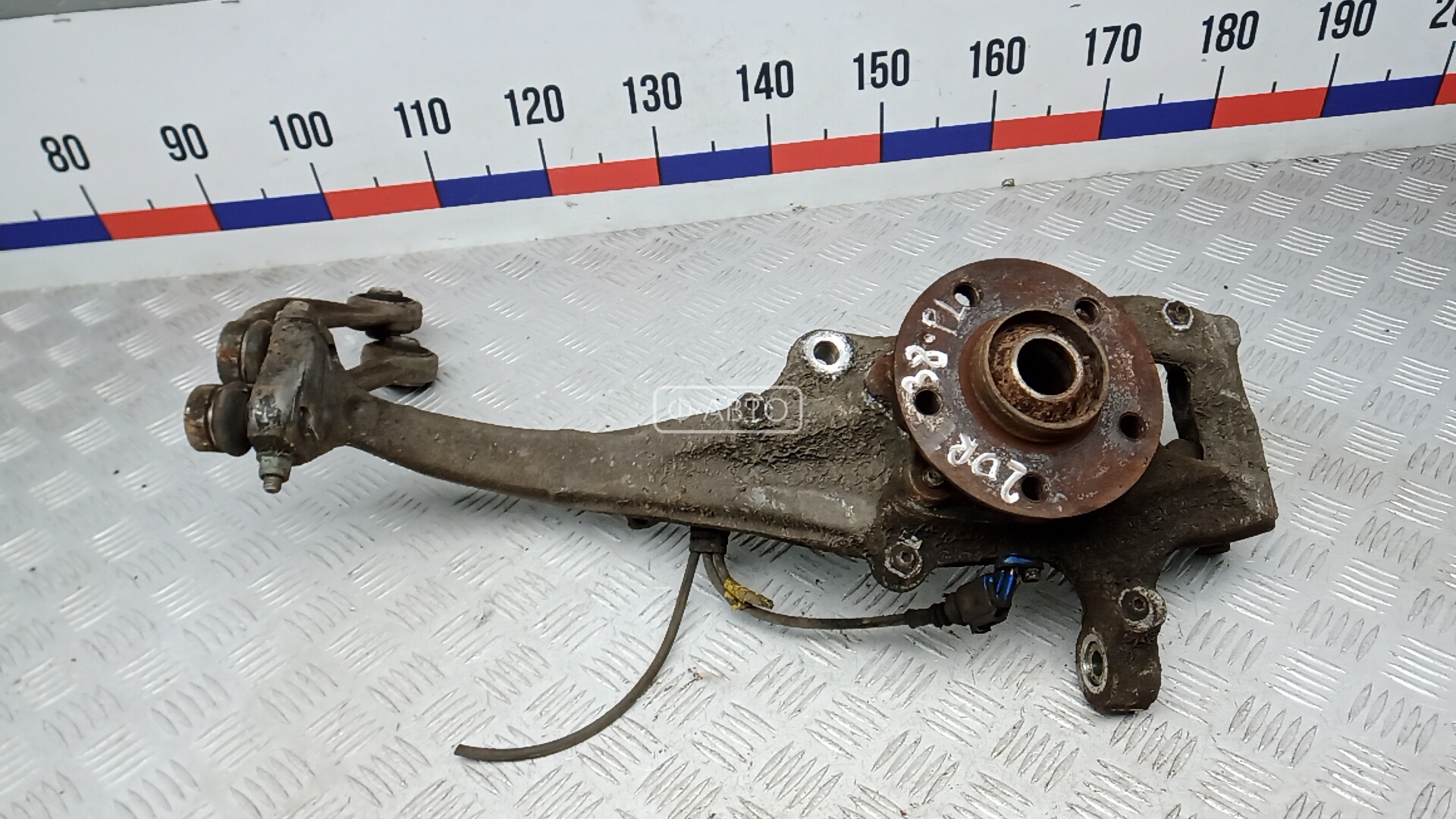 Ступица передняя левая