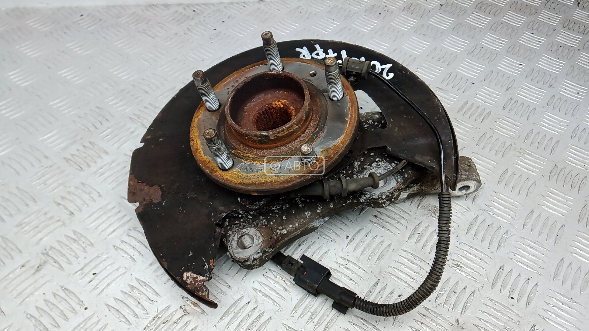 Ступица передняя правая