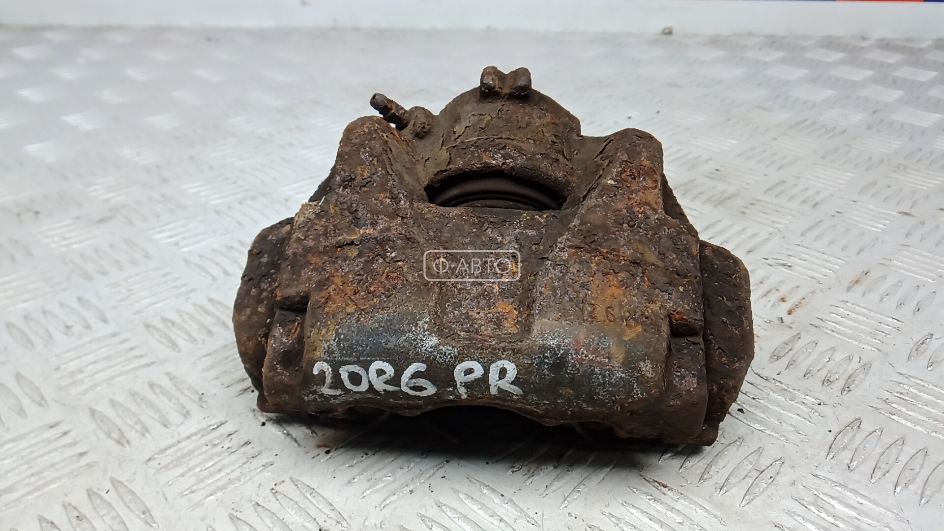 Суппорт тормозной передний правый