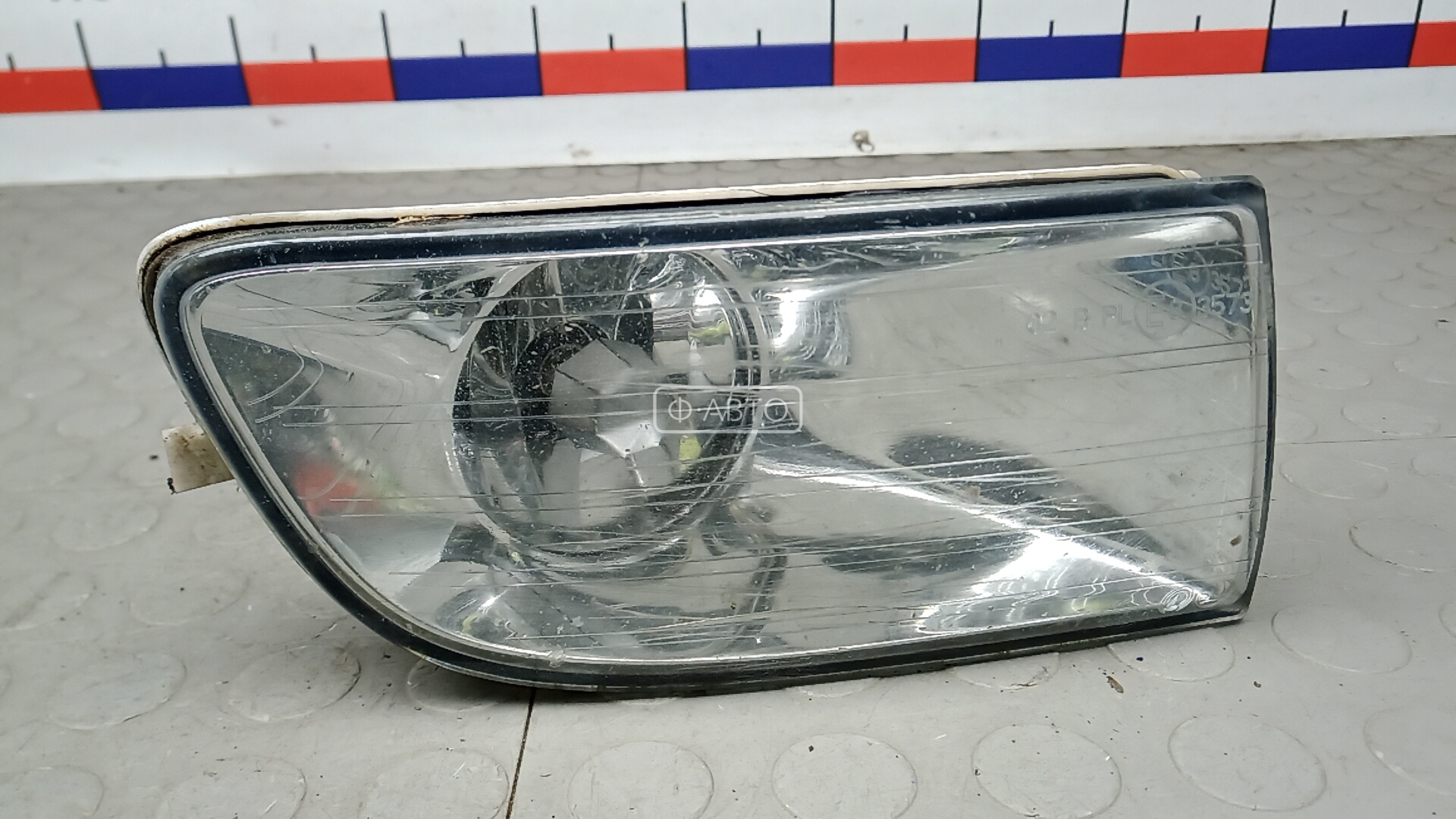 Фара галогенная правая передняя