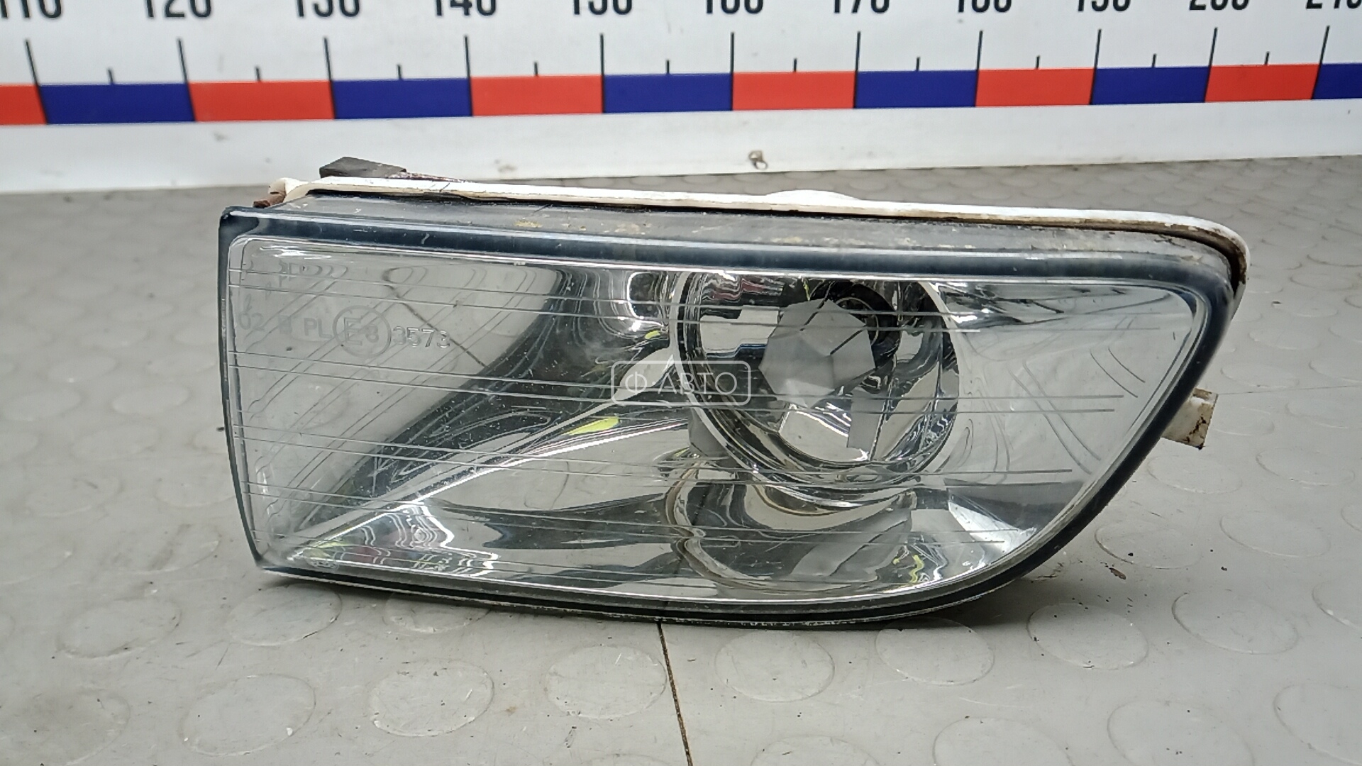 Фара галогенная левая передняя