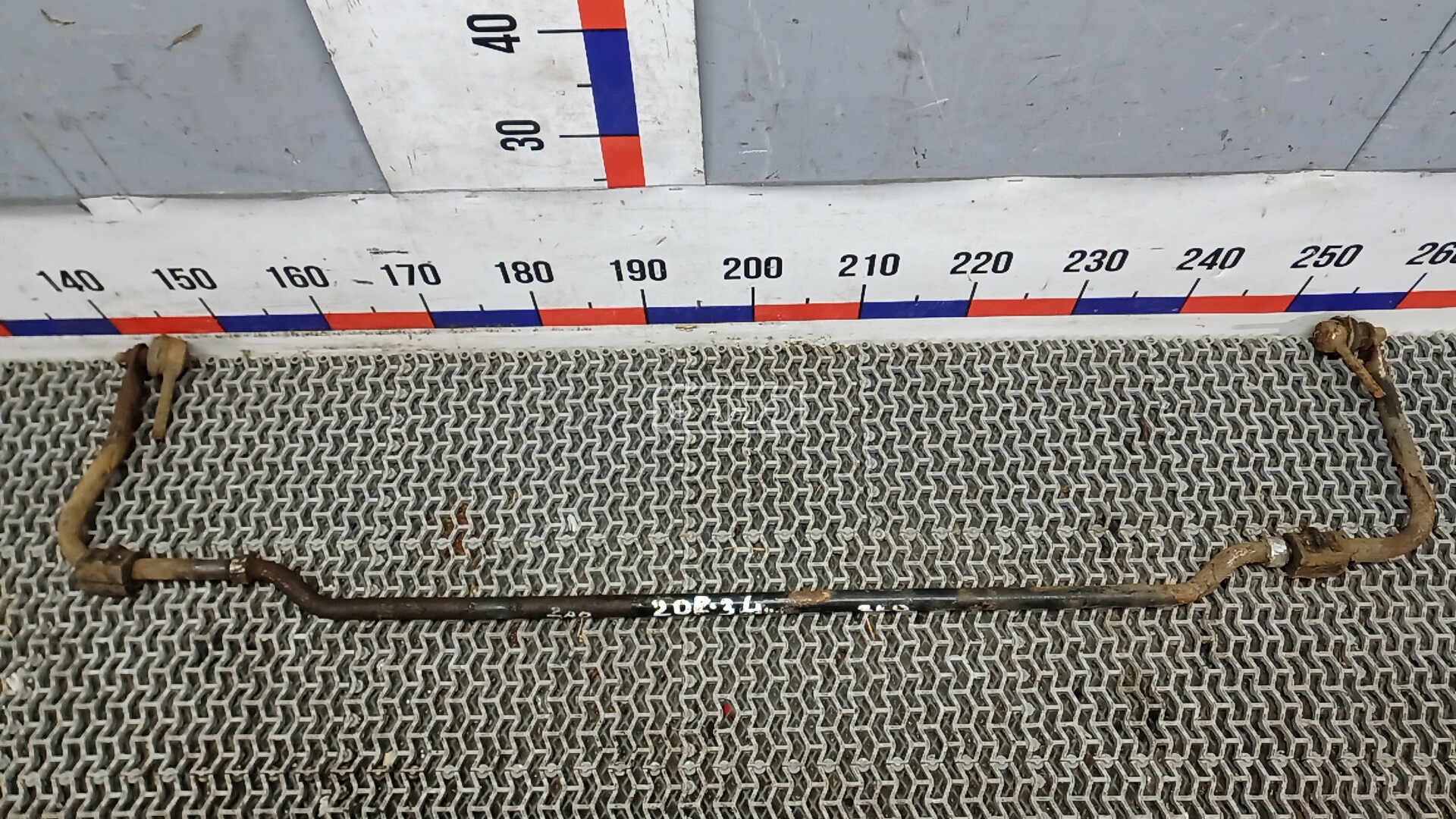 Стабилизатор поперечной устойчивости заднего моста