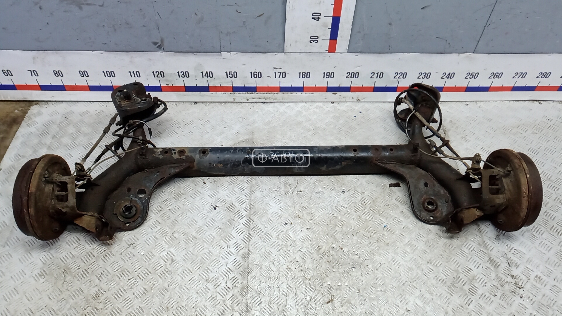 Балка задняя