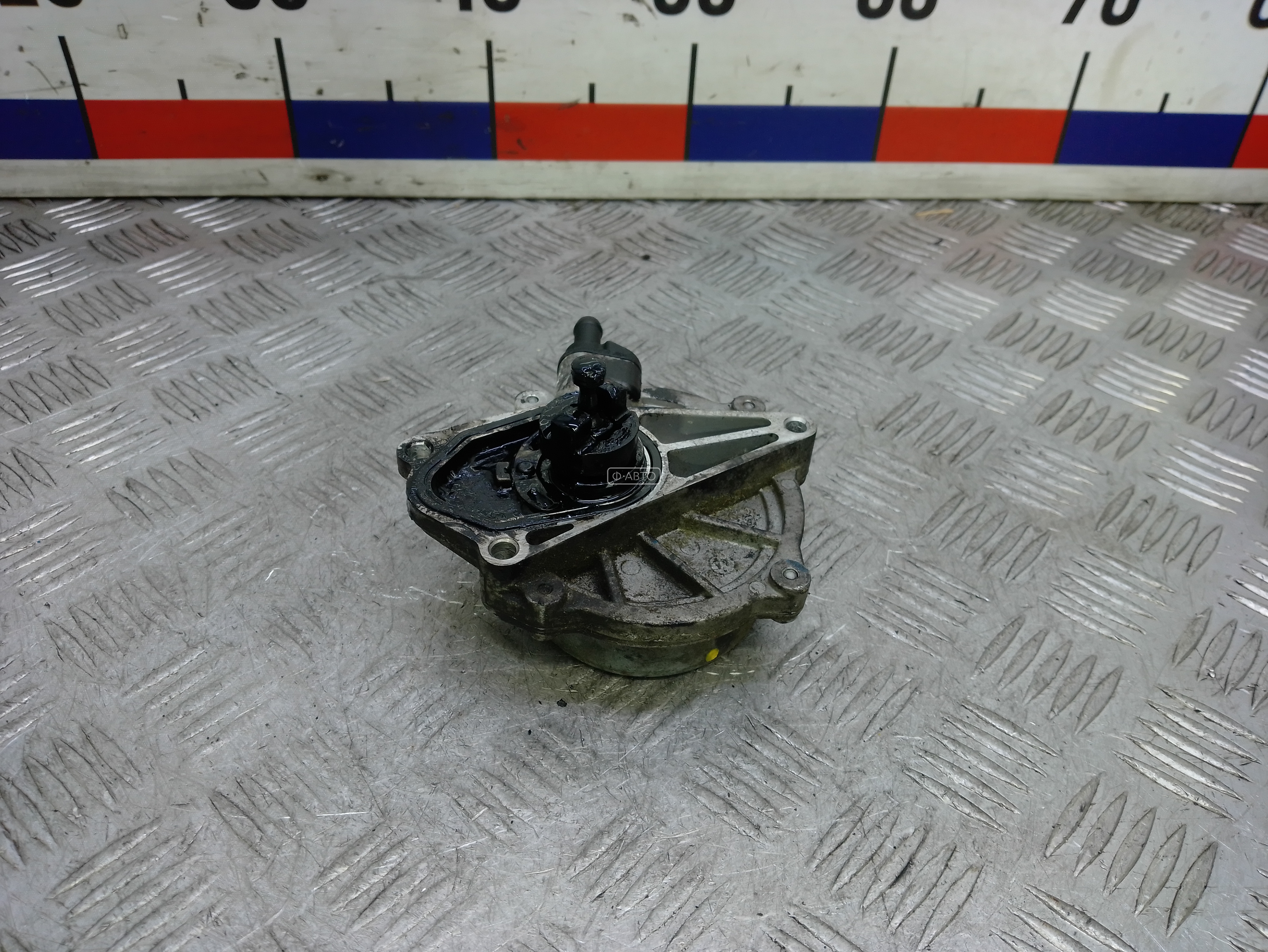 Насос вакуумный