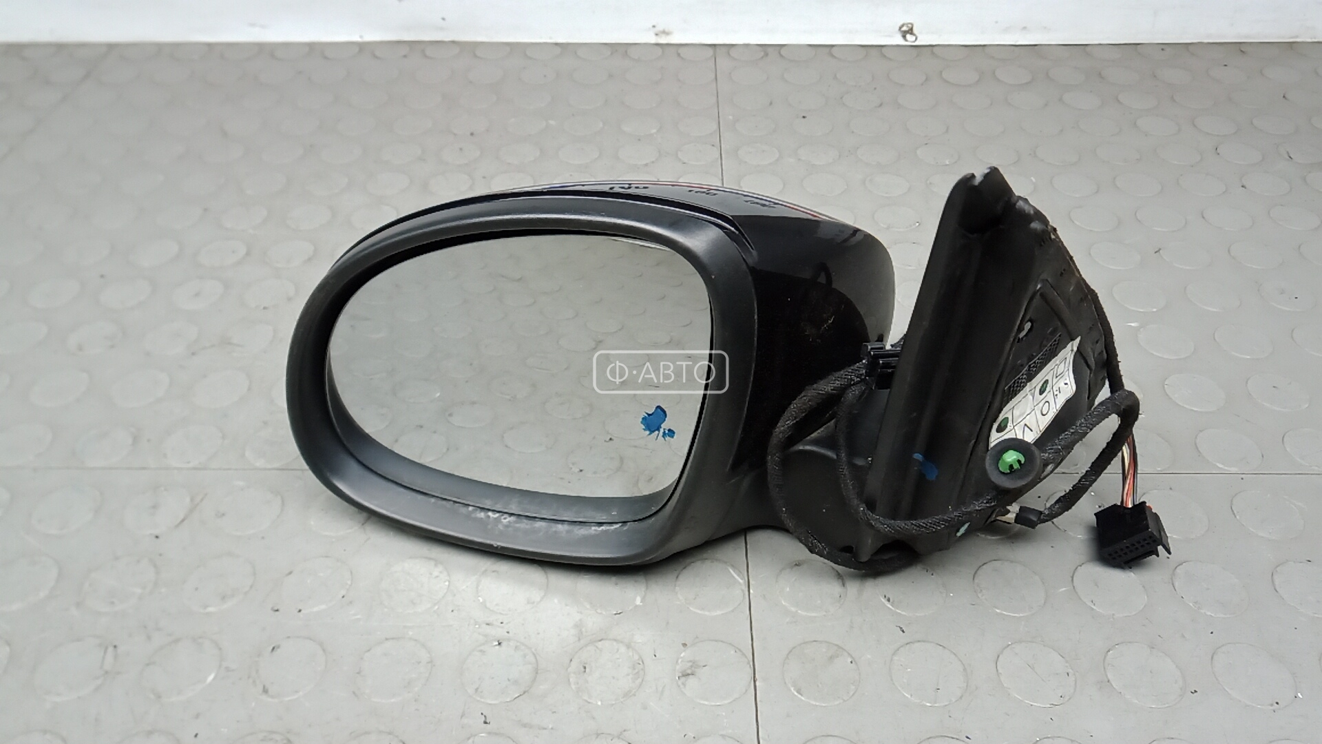 Зеркало наружное левое