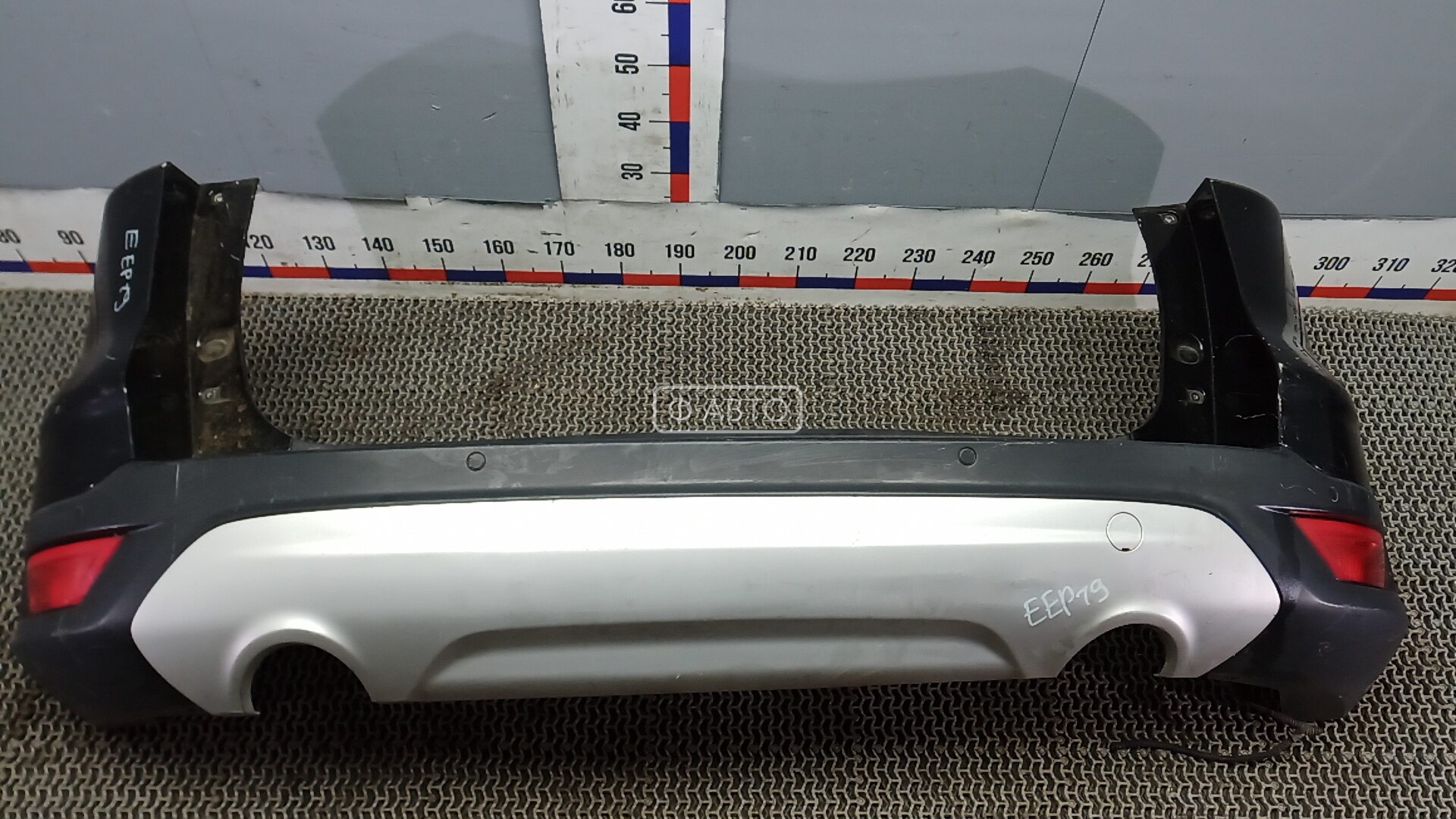 Бампер задний